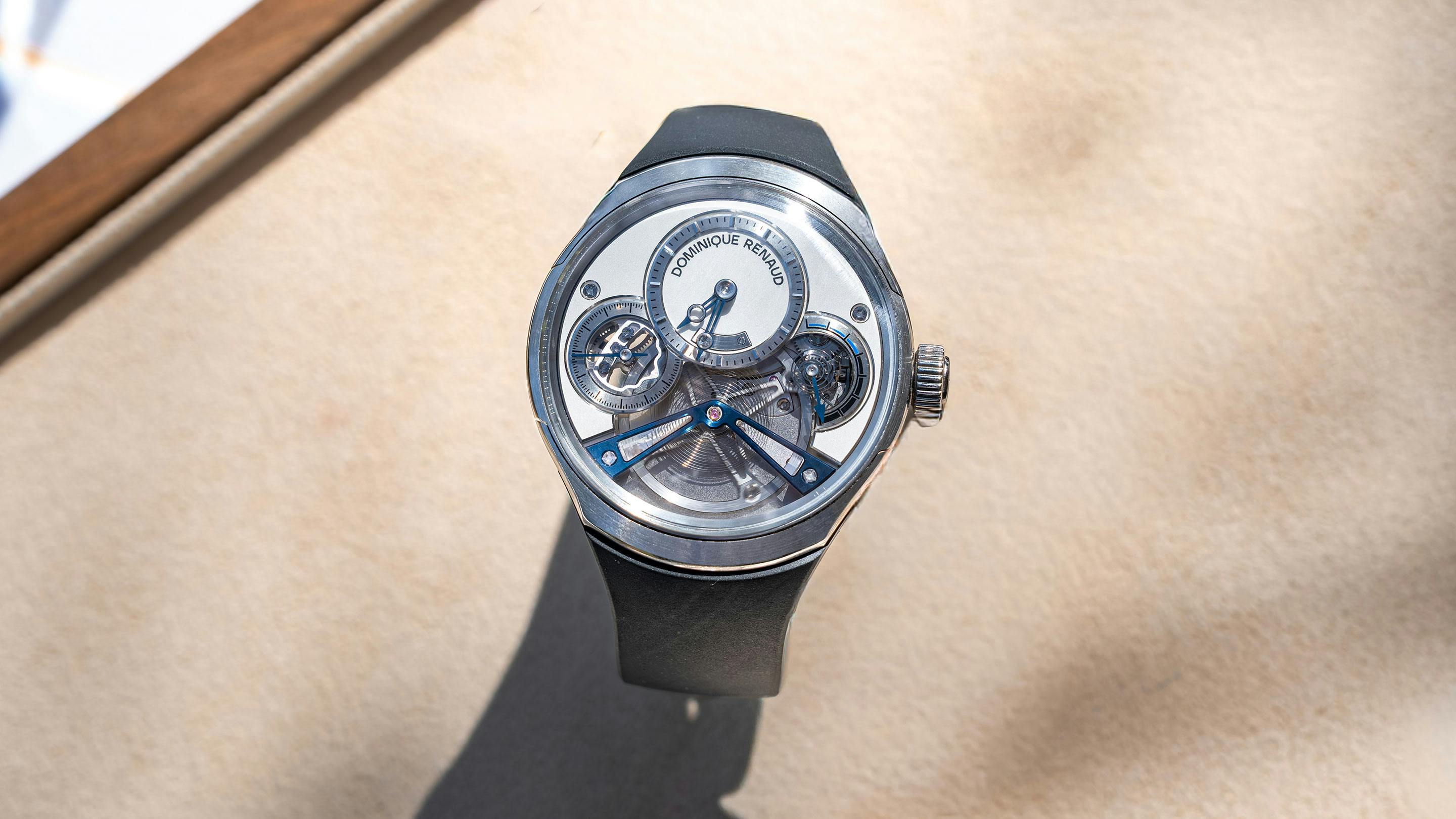 Hands-On The Stately Beating Of The Dominique Renaud Pulse60 Balancier Ultra Amplitude