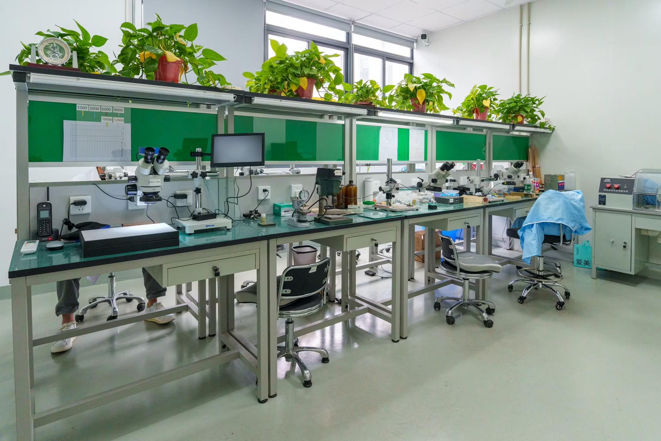 Why Fam al Hut, A Rising Chinese Independent, Is Pursuing Manufacture Status Just One Year In