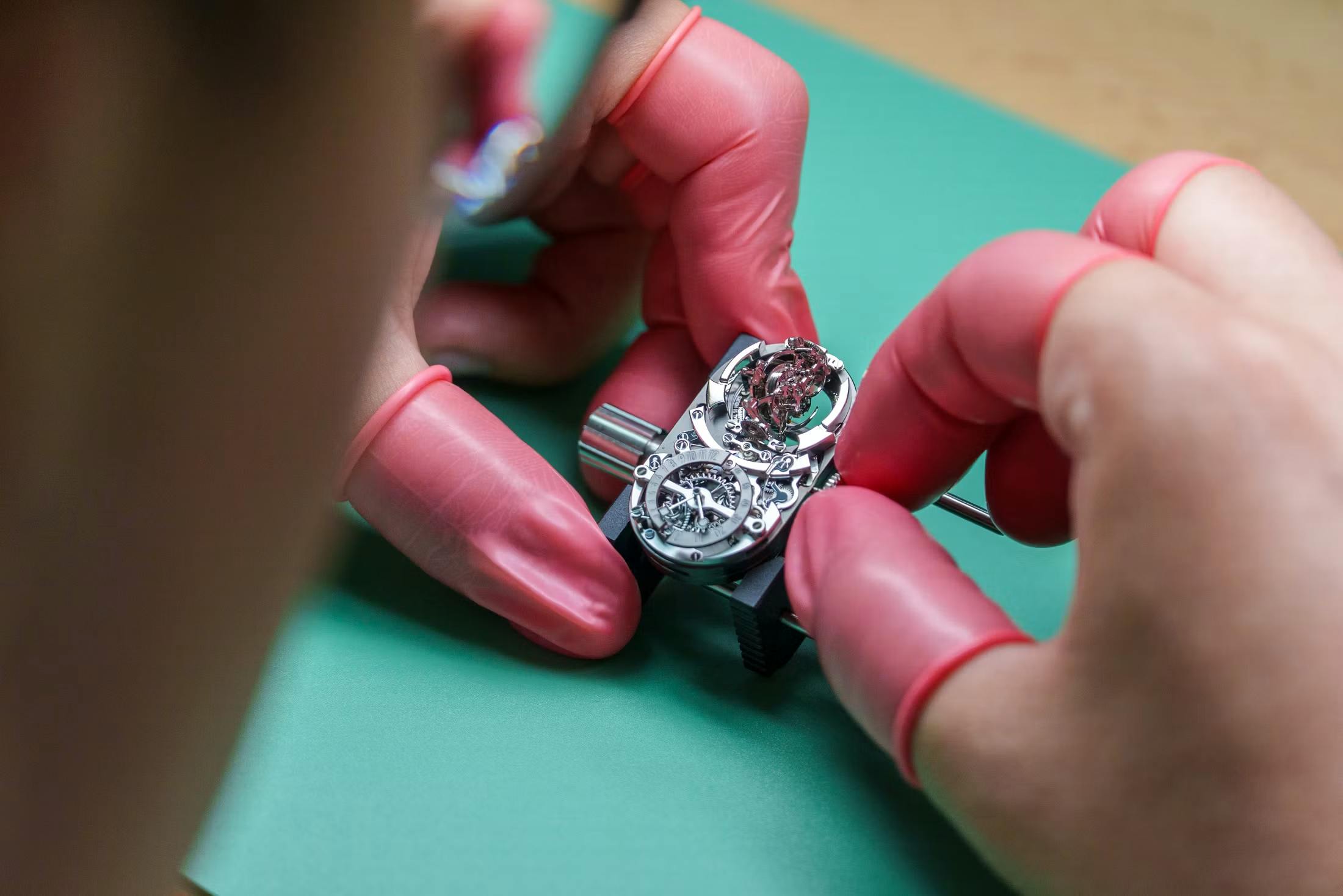 Why Fam al Hut, A Rising Chinese Independent, Is Pursuing Manufacture Status Just One Year In