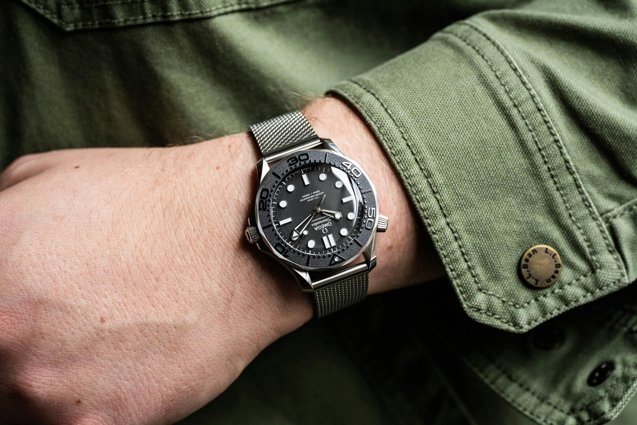 2026 Bond Seamaster Black Wristshot