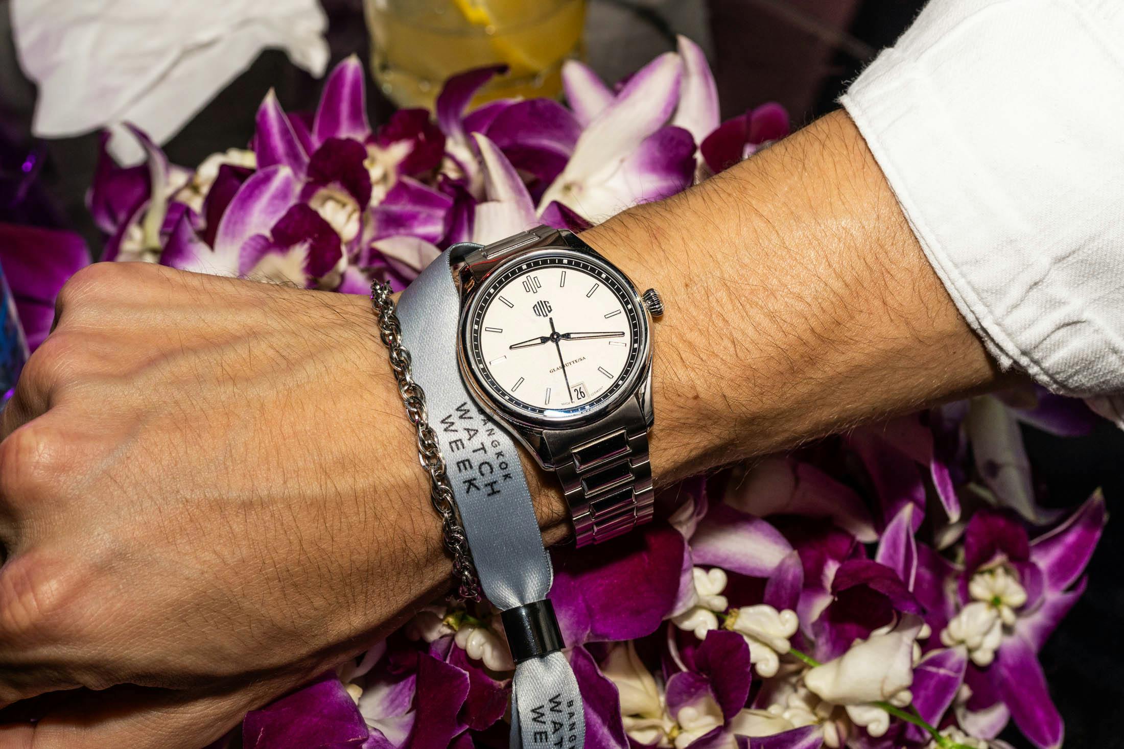 DUG Glashutte Shot