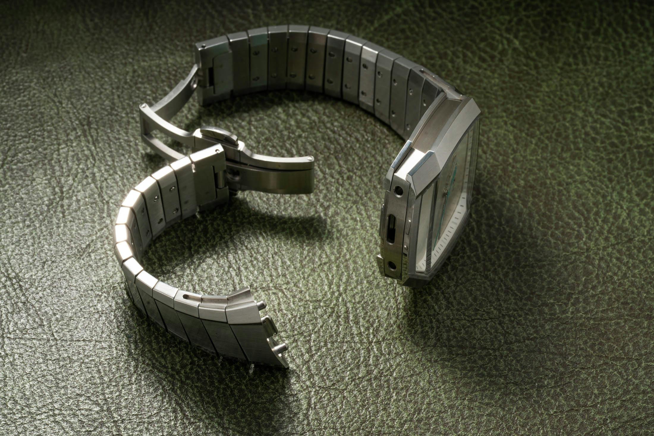 Wren Vessel Silver Bracelet Quickrelease