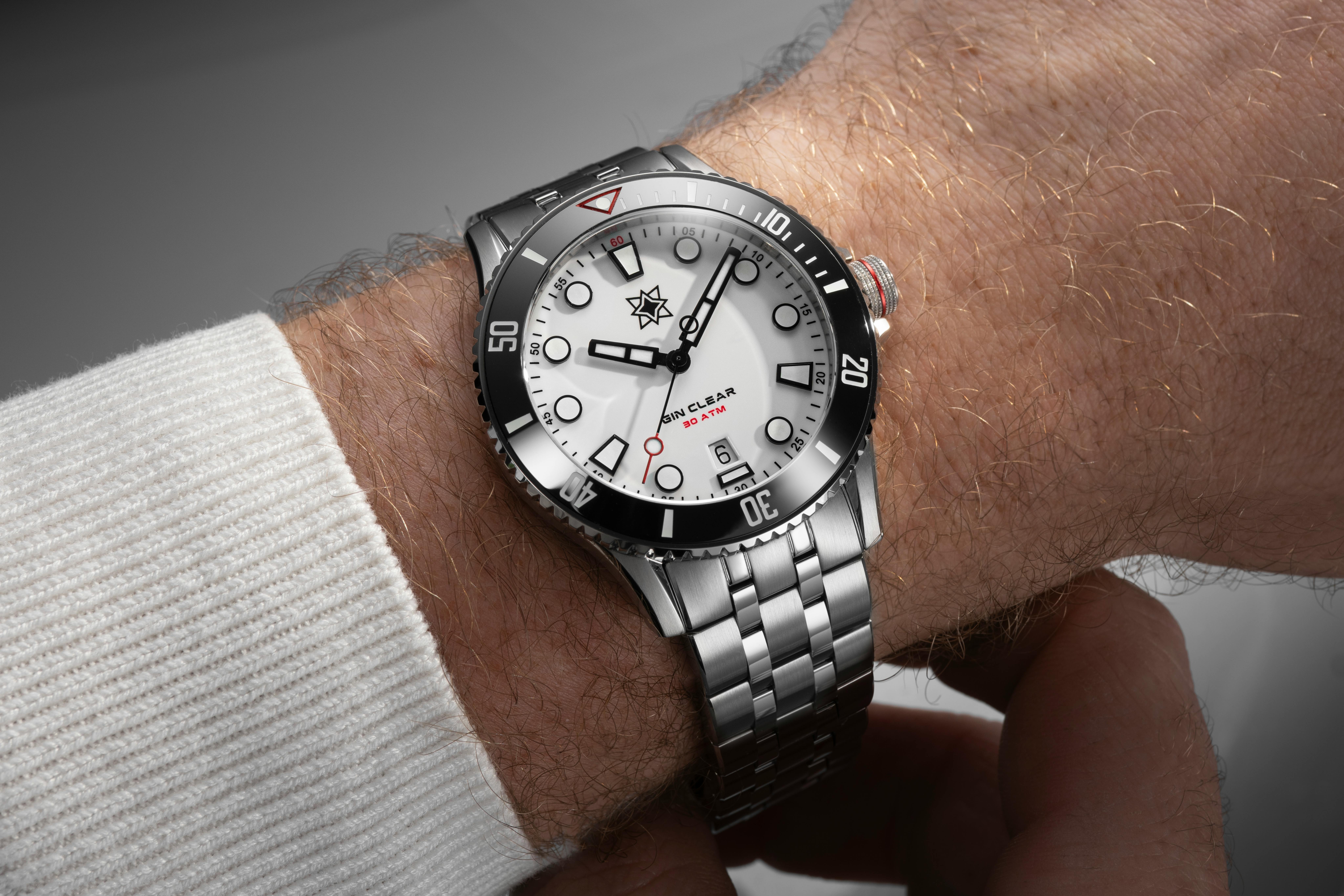 Second Hour Gin Clear Mk3 white on wrist