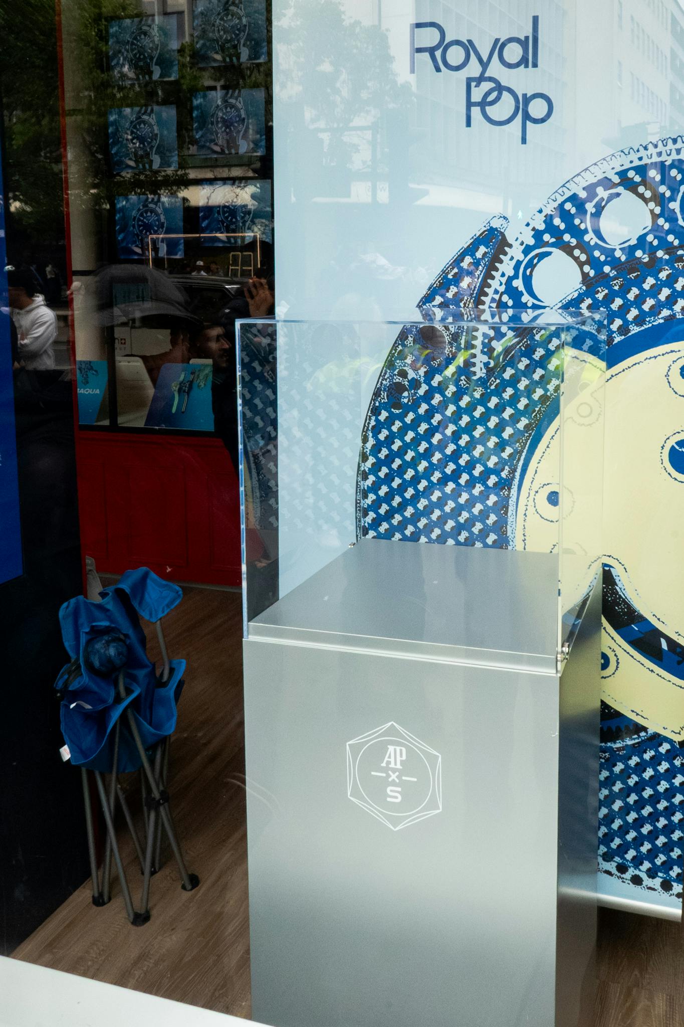 Swatch Oxford Street empty display