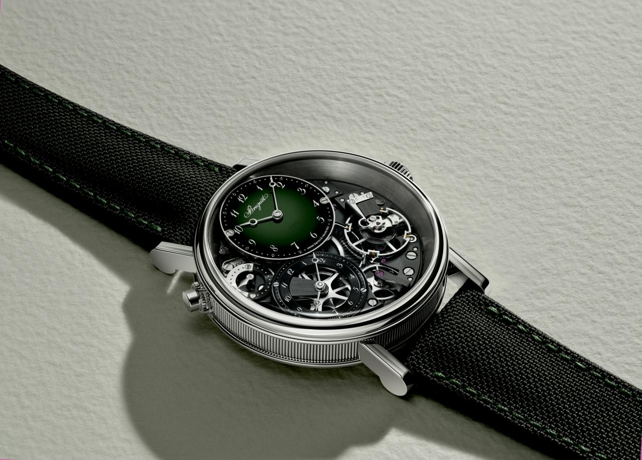 Breguet Tradition GMT 7067PT/NM/5W6 01